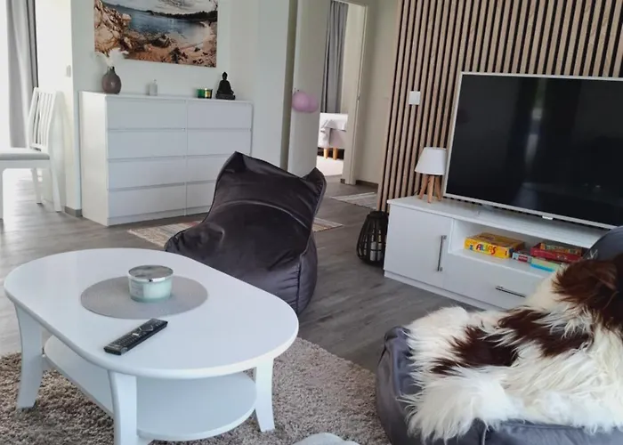 Sobra Haapsalu Laehistel Kaunis Looduses Apartament *